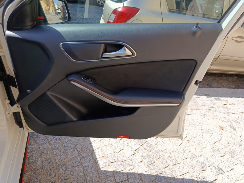 Mercedes-Benz A-Class - 33