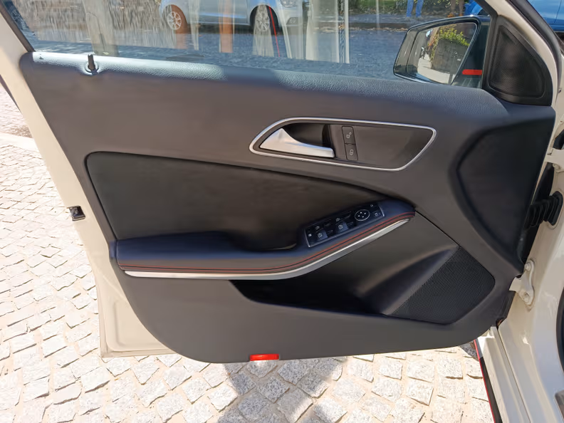 Mercedes-Benz A-Class - 31