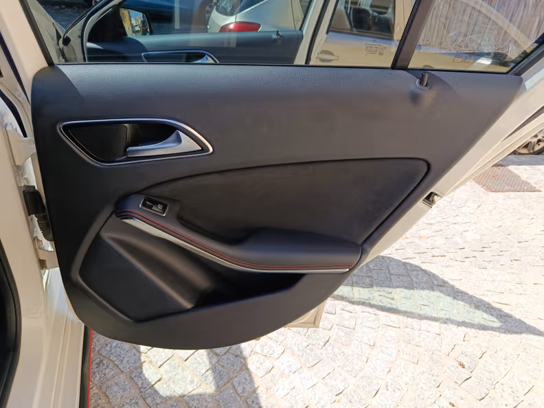 Mercedes-Benz A-Class - 34