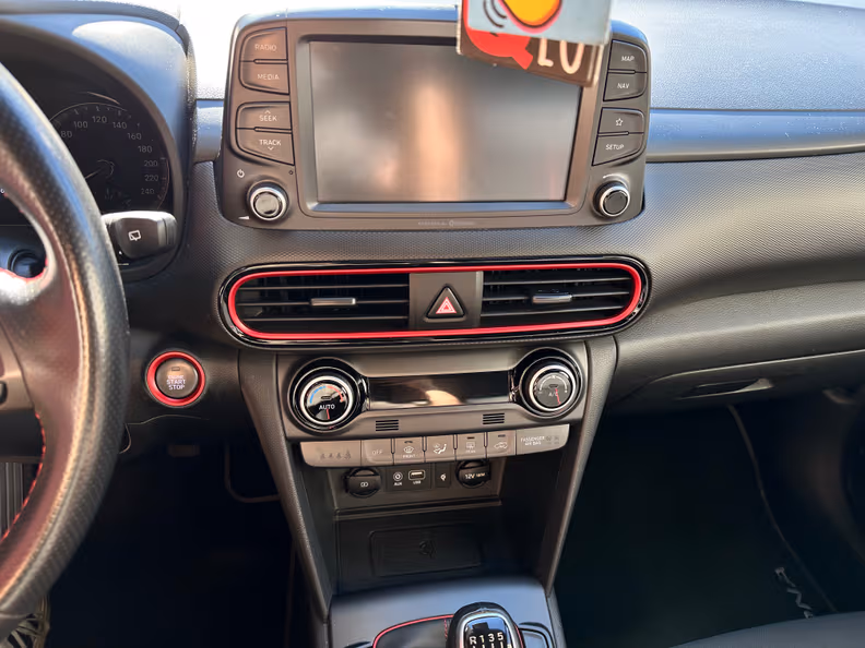 Hyundai Kona - 13