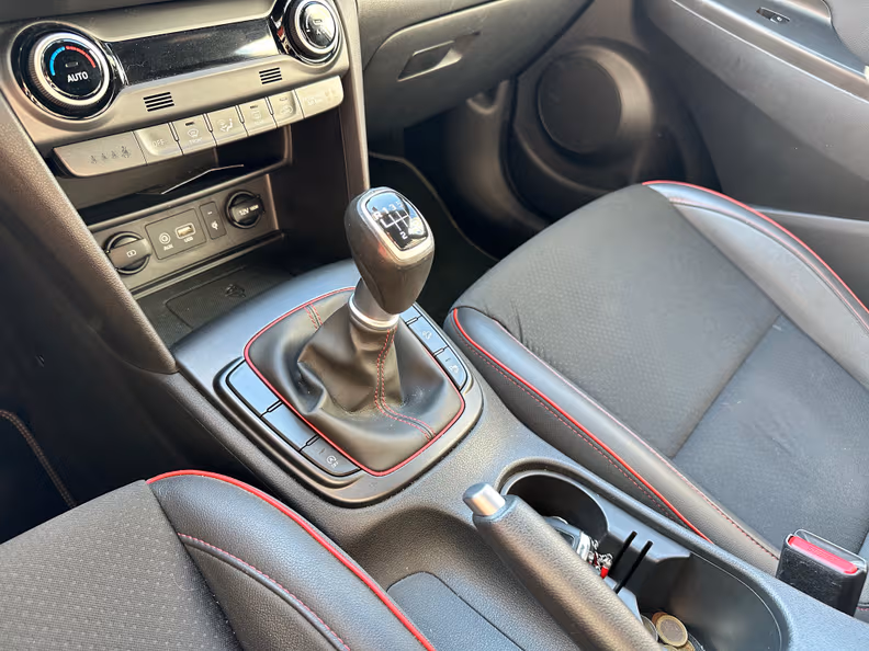 Hyundai Kona - 14
