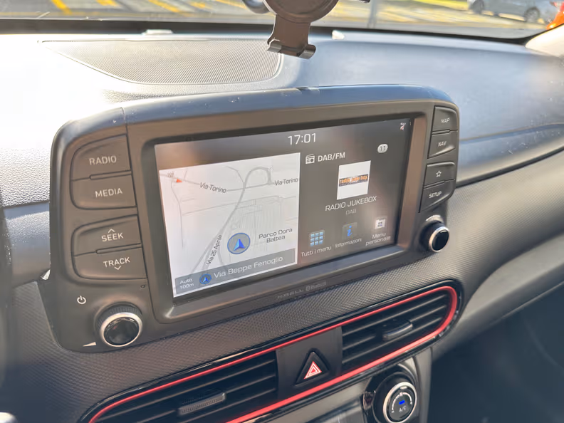 Hyundai Kona - 15