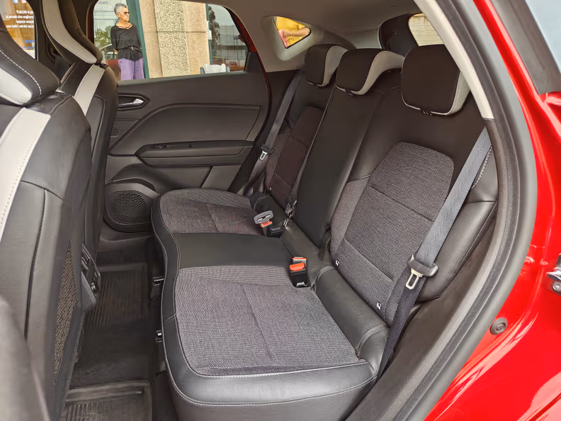 Renault Captur - 11