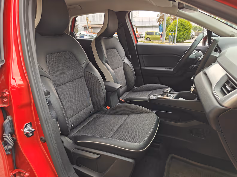 Renault Captur - 10