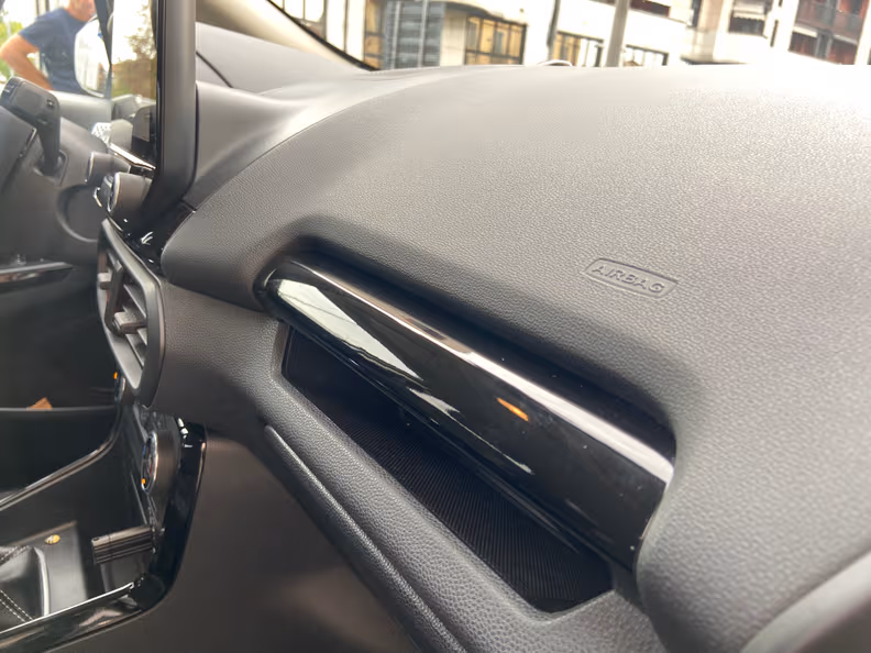 Ford EcoSport - 24