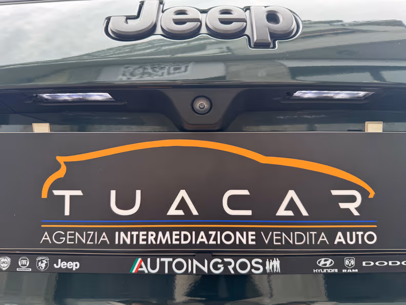 Jeep Compass - 42