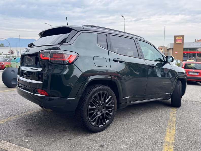 Jeep Compass - 4