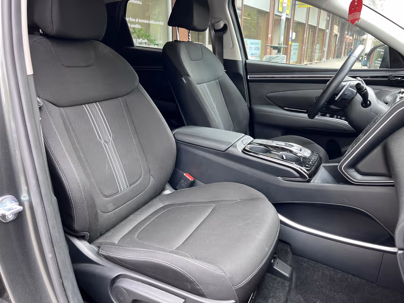Hyundai Tucson - 11
