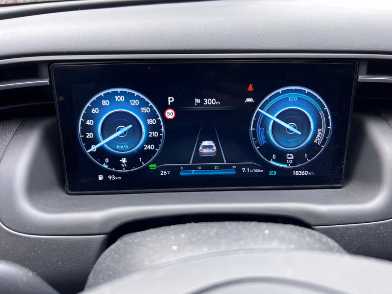 Hyundai Tucson - 16