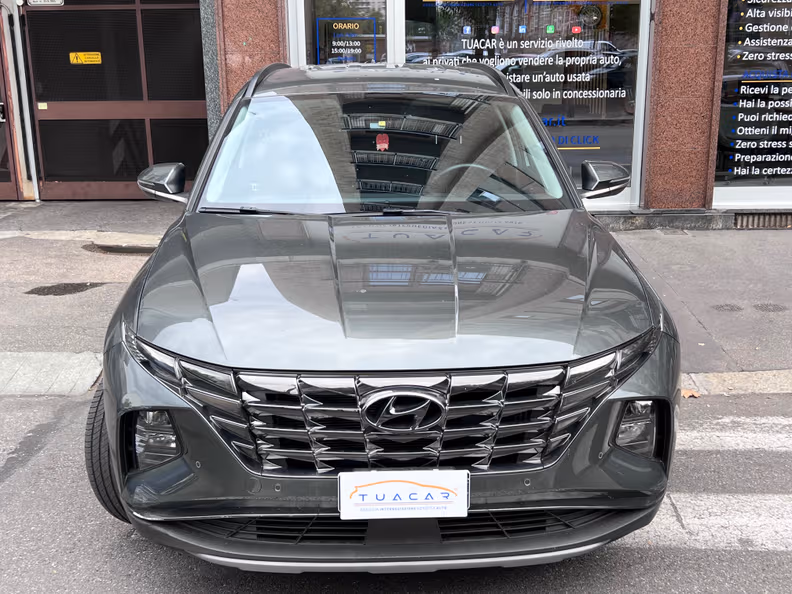 Hyundai Tucson - 2