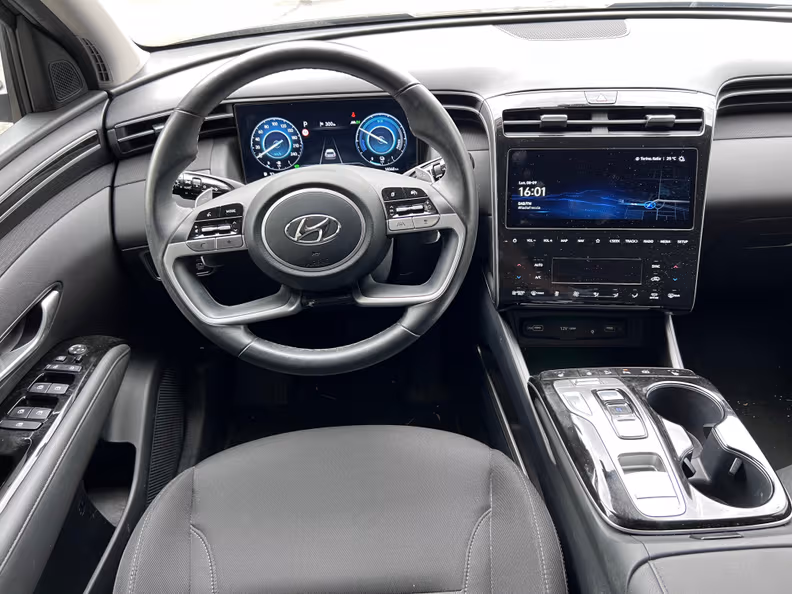 Hyundai Tucson - 8