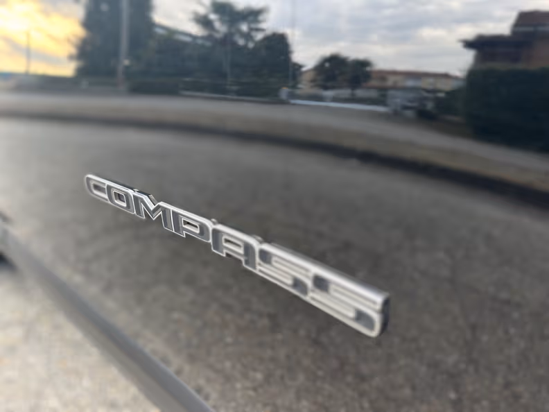 Jeep Compass - 51
