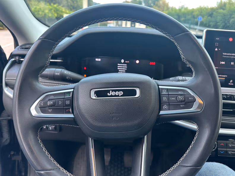 Jeep Compass - 15