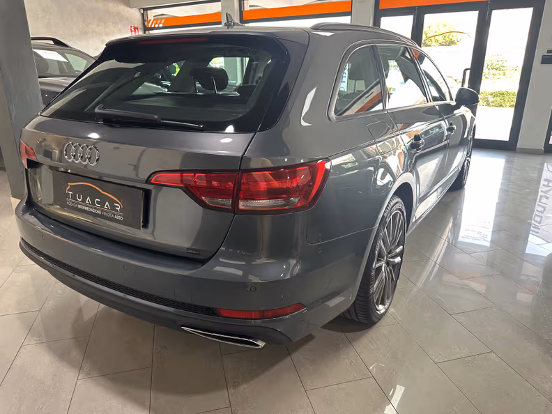 Audi A4 - 8