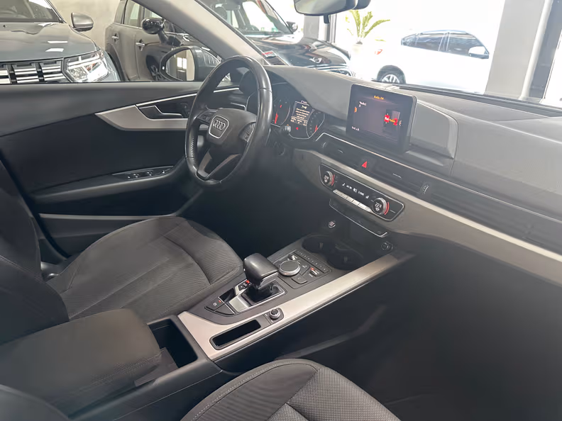 Audi A4 - 13