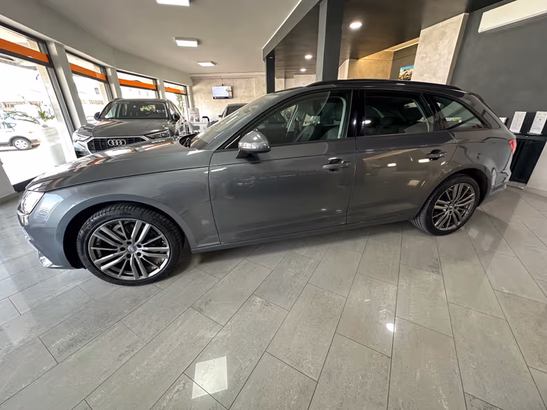 Audi A4 - 4