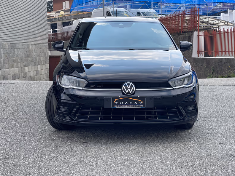 Volkswagen Polo - 2