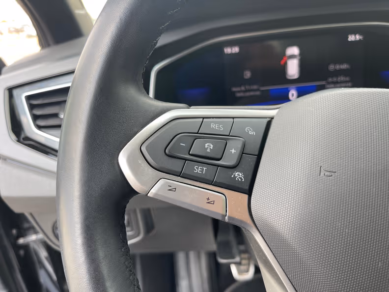 Volkswagen Polo - 17