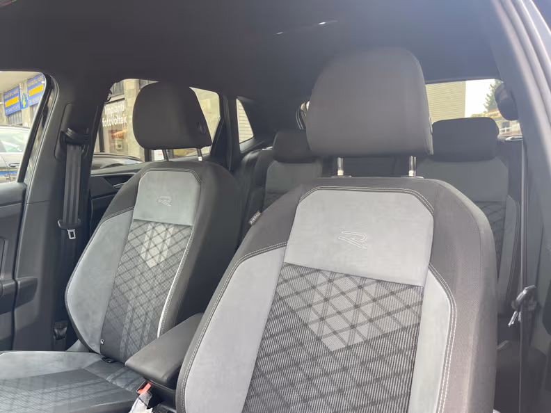Volkswagen Polo - 8