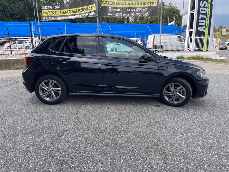 Volkswagen Polo - 35