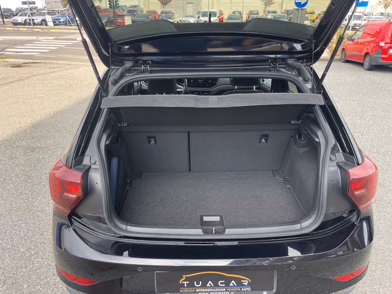 Volkswagen Polo - 48