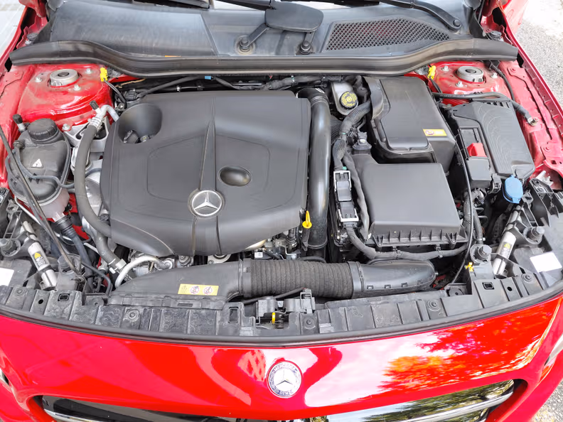 Mercedes-Benz GLA-Class - 38