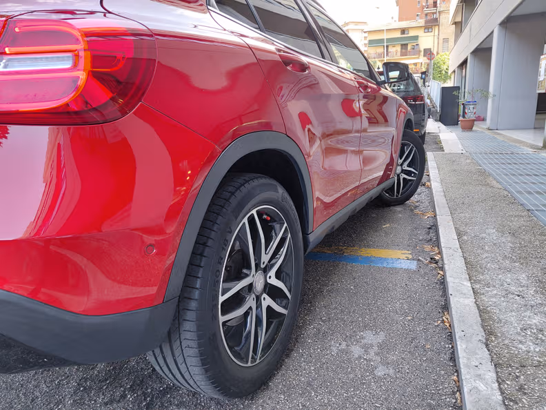 Mercedes-Benz GLA-Class - 30
