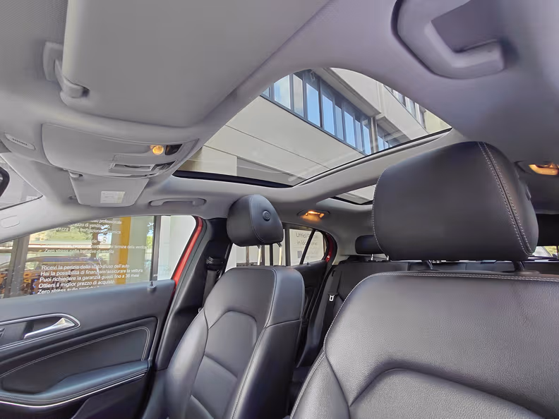 Mercedes-Benz GLA-Class - 16