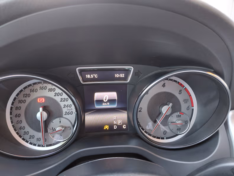 Mercedes-Benz GLA-Class - 24
