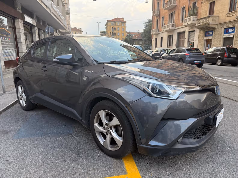 Toyota C-HR - 9