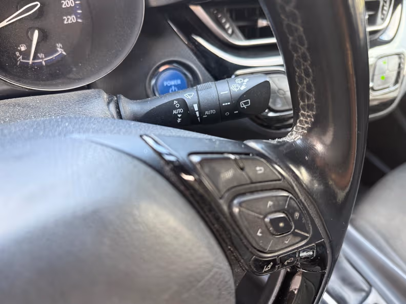Toyota C-HR - 14