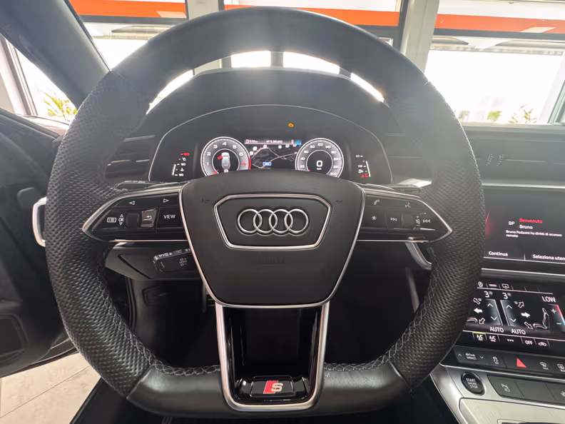 Audi A6 - 18
