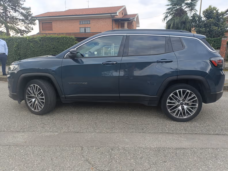 Jeep Compass - 8