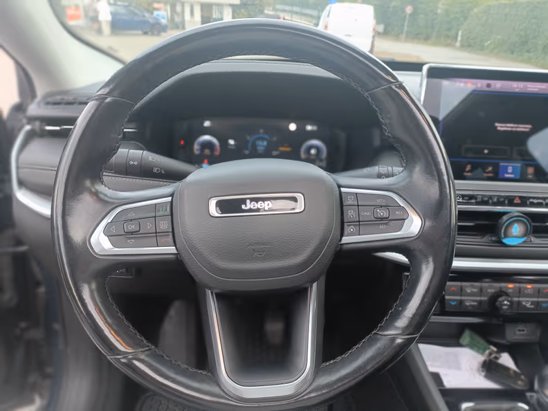 Jeep Compass - 13