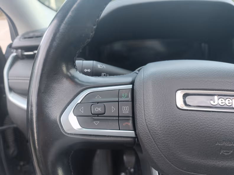 Jeep Compass - 12