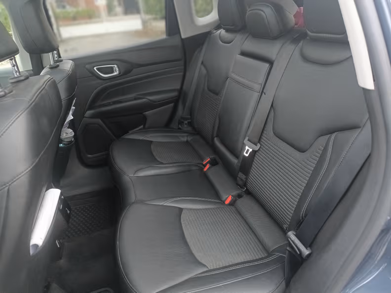 Jeep Compass - 17