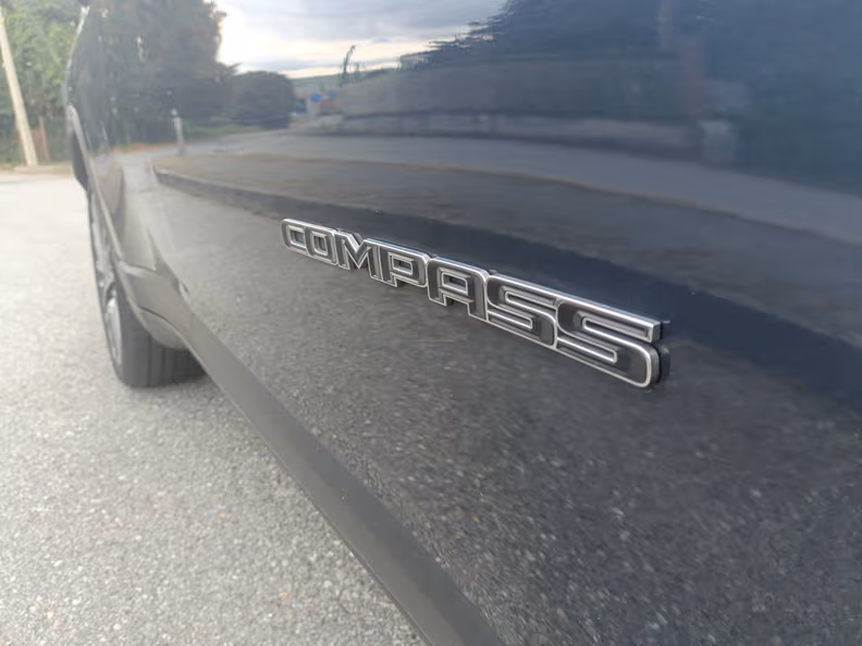 Jeep Compass - 44