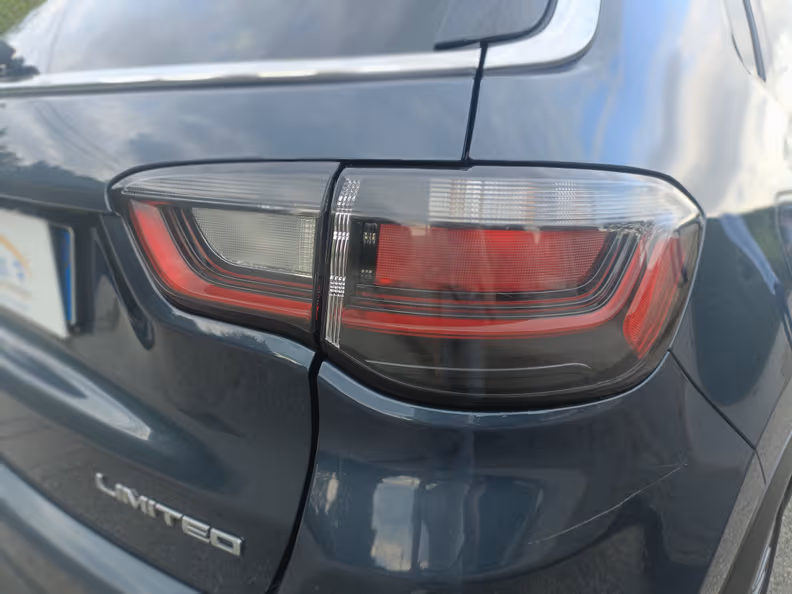 Jeep Compass - 39