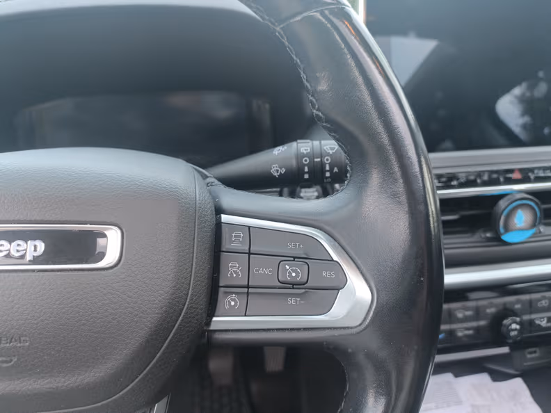 Jeep Compass - 11