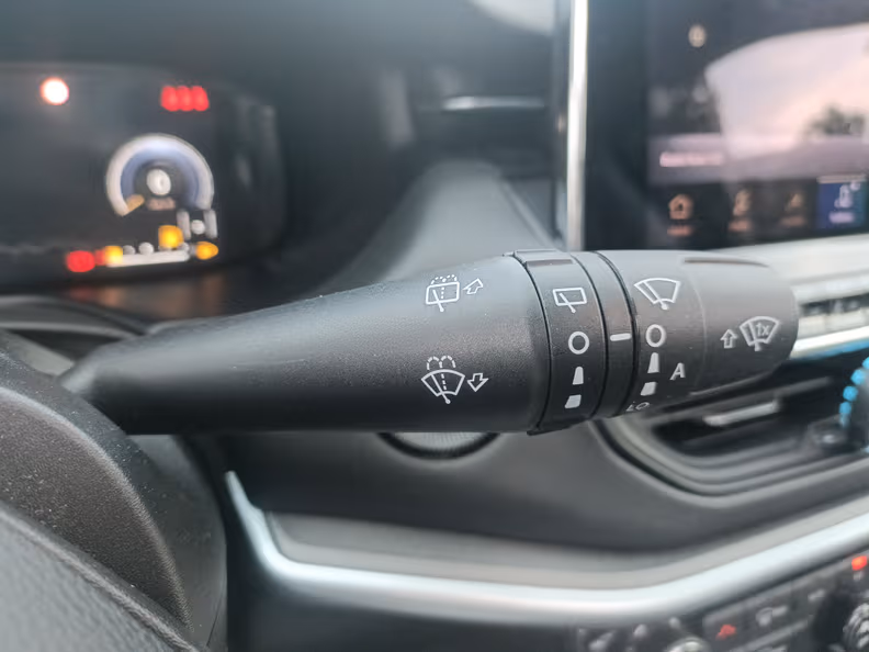 Jeep Compass - 25