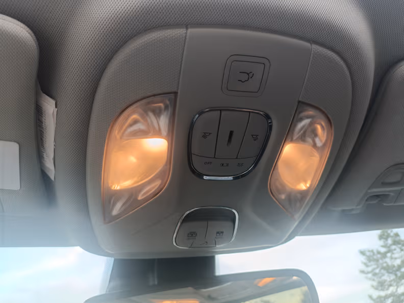 Jeep Compass - 28
