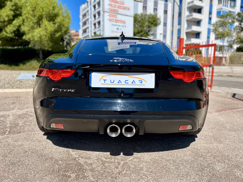 Jaguar F-Type - 9