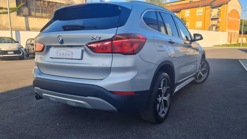 BMW X1 - 5