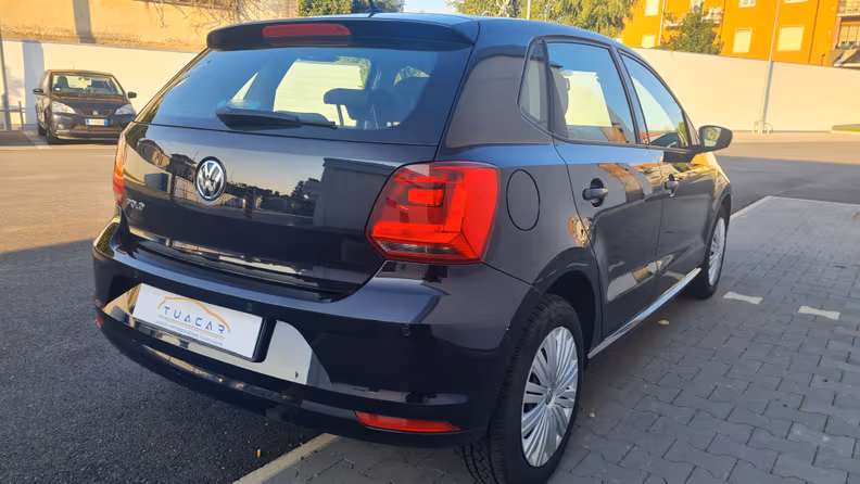 Volkswagen Polo - 5