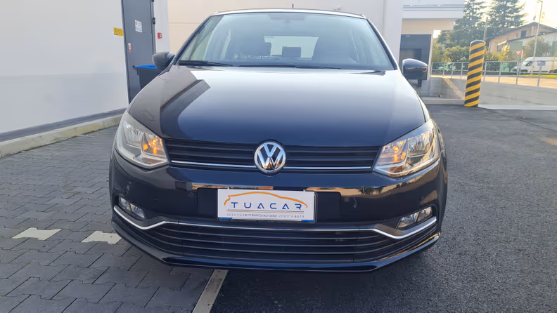 Volkswagen Polo - 2