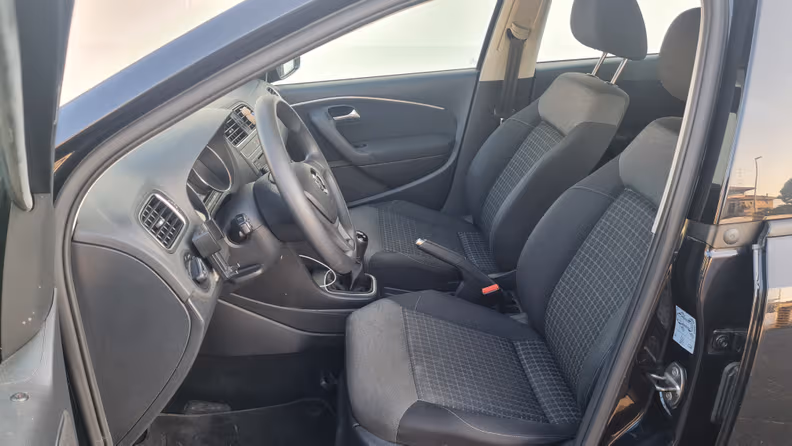 Volkswagen Polo - 11