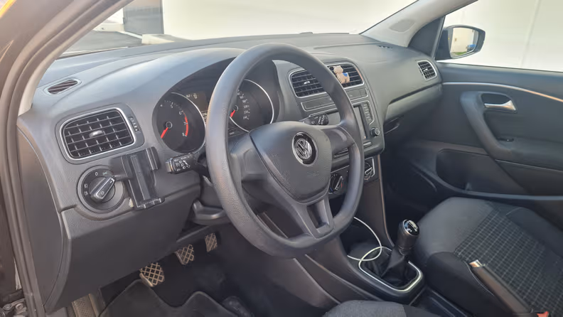 Volkswagen Polo - 10