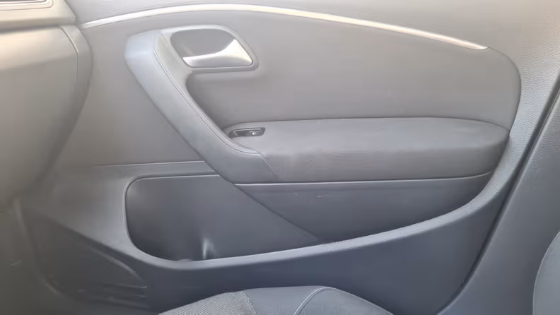 Volkswagen Polo - 30