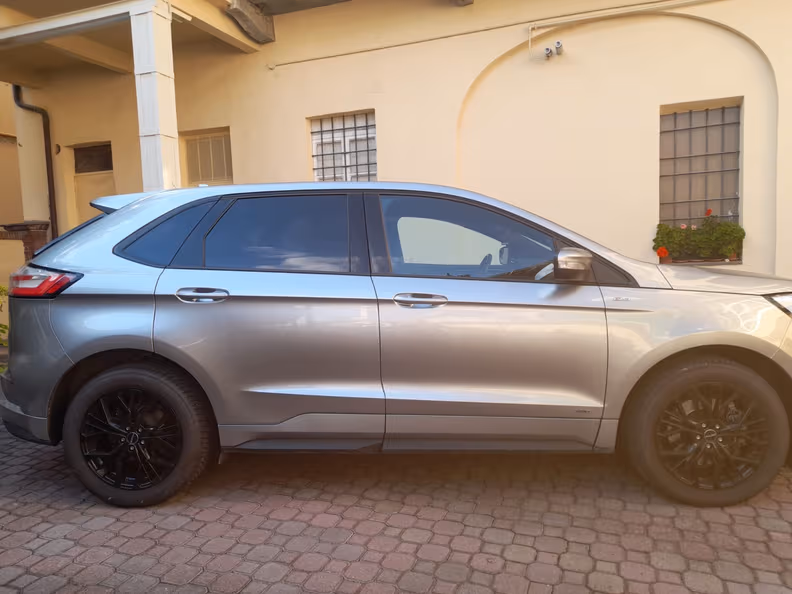 Ford Edge - 9