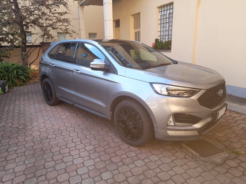 Ford Edge - 4